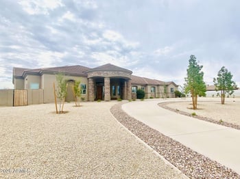 15 Lone Star Ln, San Tan Valley, AZ 85140