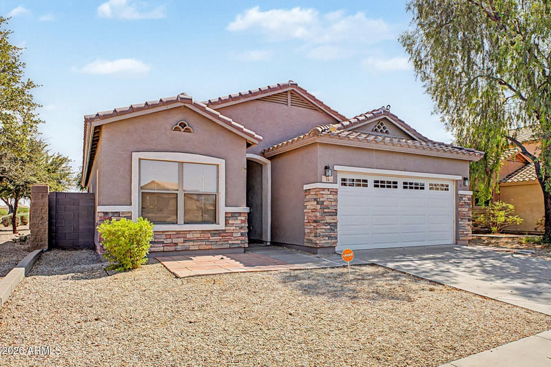 15 Desert Vista Trl, San Tan Valley, AZ 85143