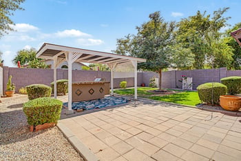 15 Desert Vista Trl, San Tan Valley, AZ 85143