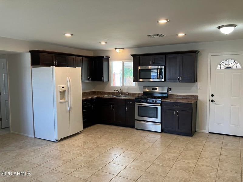 15 W Lawrence Blvd, Avondale, AZ 85323