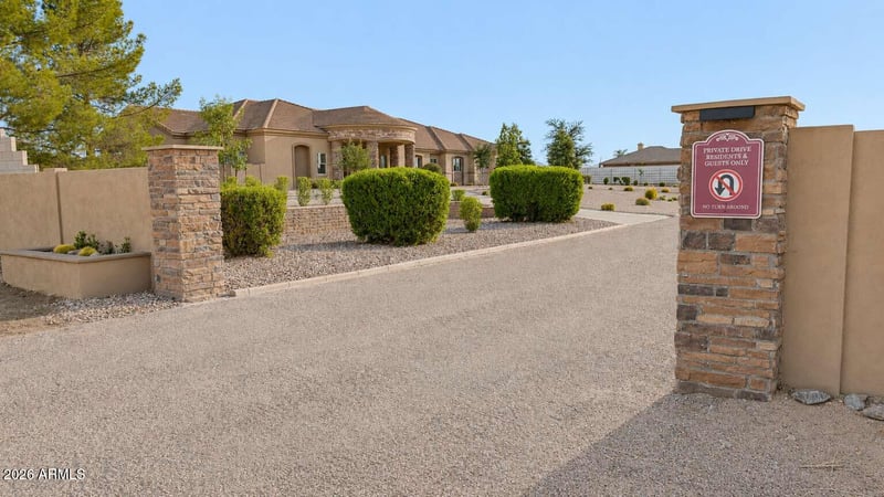 15 W Lone Star Ln, San Tan Valley, AZ 85140