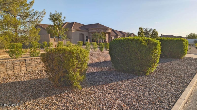 15 W Lone Star Ln, San Tan Valley, AZ 85140