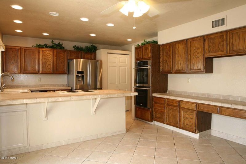 15 W Willow Ave, Phoenix, AZ 85029