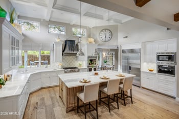150 Wagon Wheel Dr, Phoenix, AZ 85020