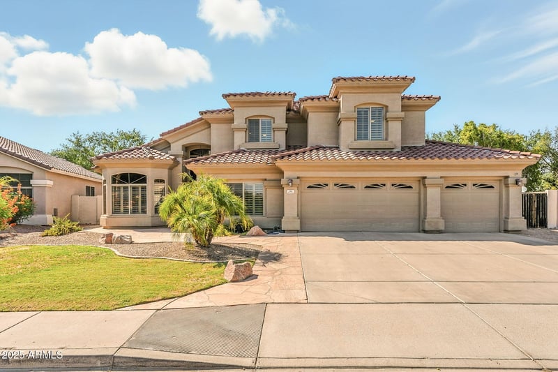 150 Sheffield Ave, Gilbert, AZ 85233