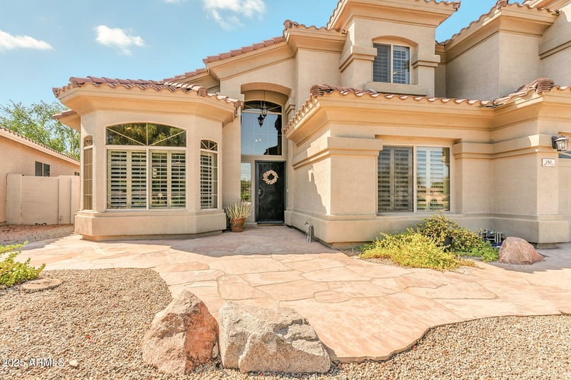 150 Sheffield Ave, Gilbert, AZ 85233