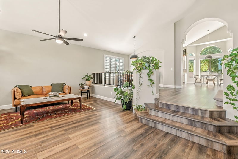 150 Sheffield Ave, Gilbert, AZ 85233