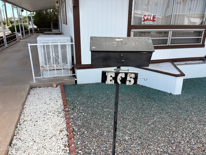 150 Windsor -- #E65, Mesa, AZ 85204
