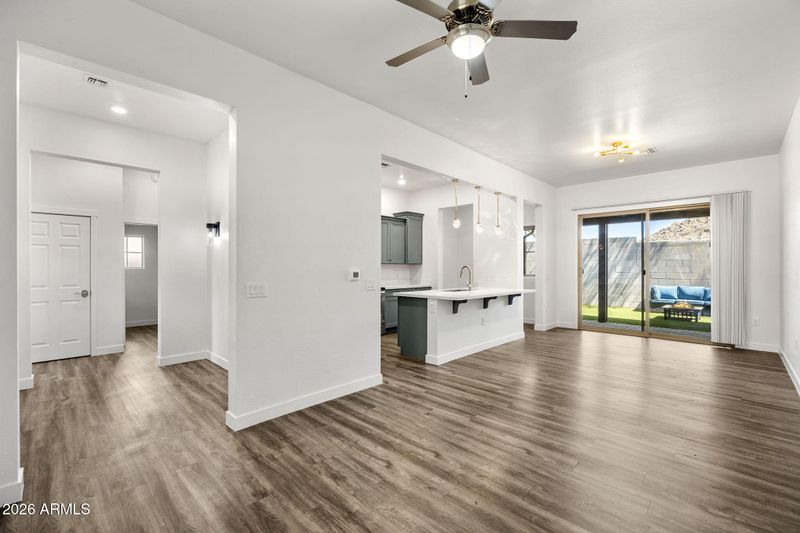 1500 E Wahalla Ln #E7, Phoenix, AZ 85024