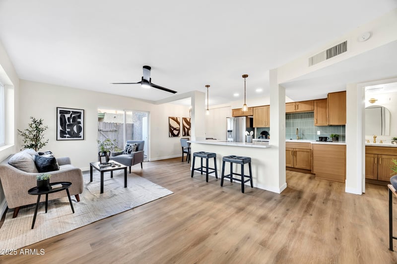 1500 Rio Salado Pw #106, Mesa, AZ 85201