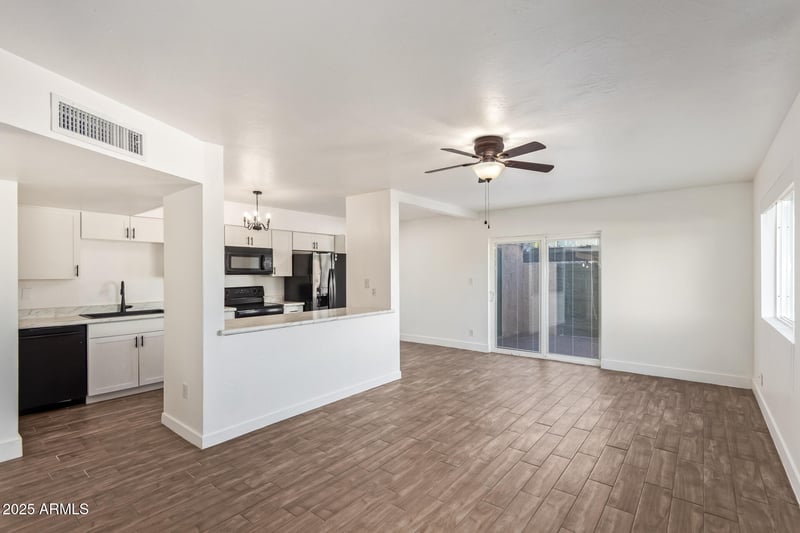 1500 Rio Salado Pw #124, Mesa, AZ 85201