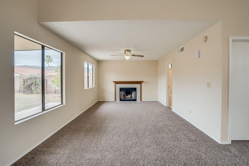 15002 S 27th Way, Phoenix, AZ 85048