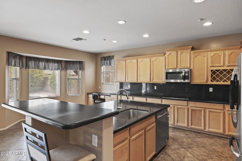 15003 Edgemont Ave, Goodyear, AZ 85395