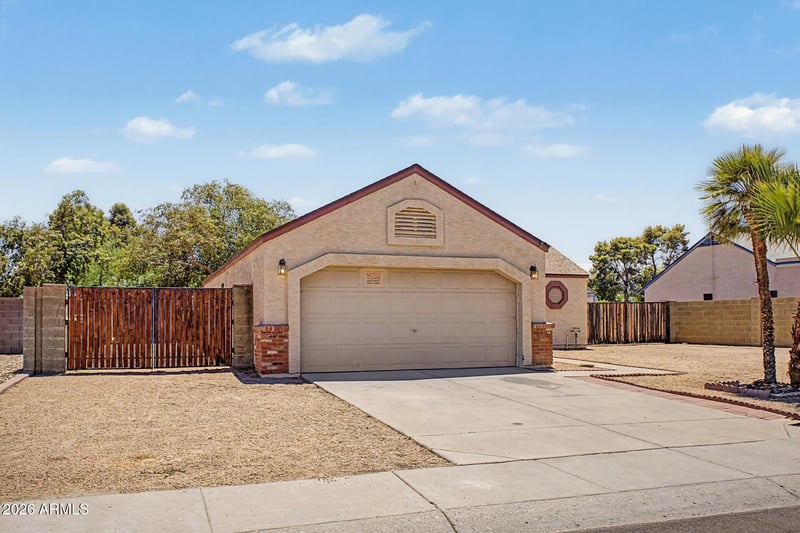 15008 N 62nd Dr, Glendale, AZ 85306