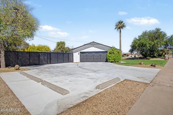 1501 W Dunlap Ave, Phoenix, AZ 85021