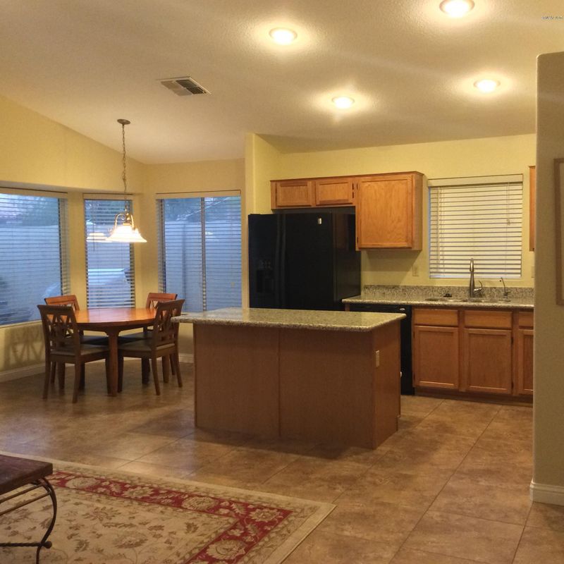 15010 S 46th Pl, Phoenix, AZ 85044