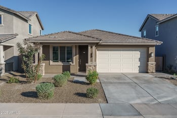15011 55th Dr, Glendale, AZ 85306