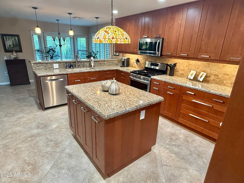 15011 Heritage Dr, Sun City West, AZ 85375