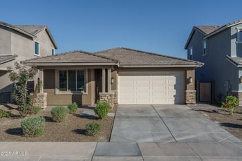 15011 55th Dr, Glendale, AZ 85306