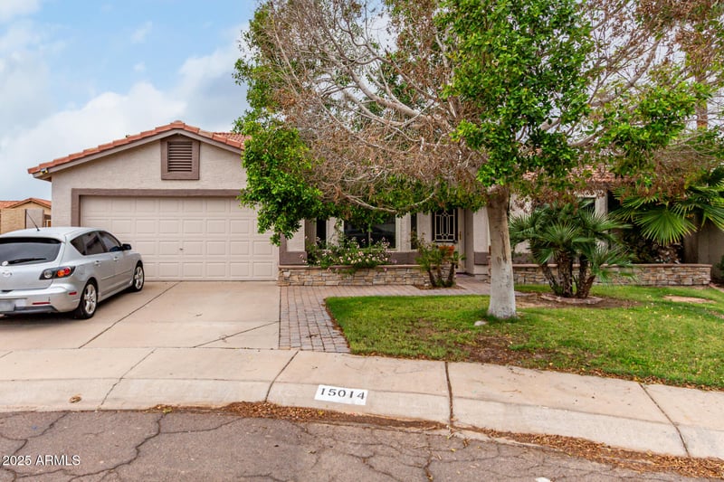 15014 28th St, Phoenix, AZ 85048