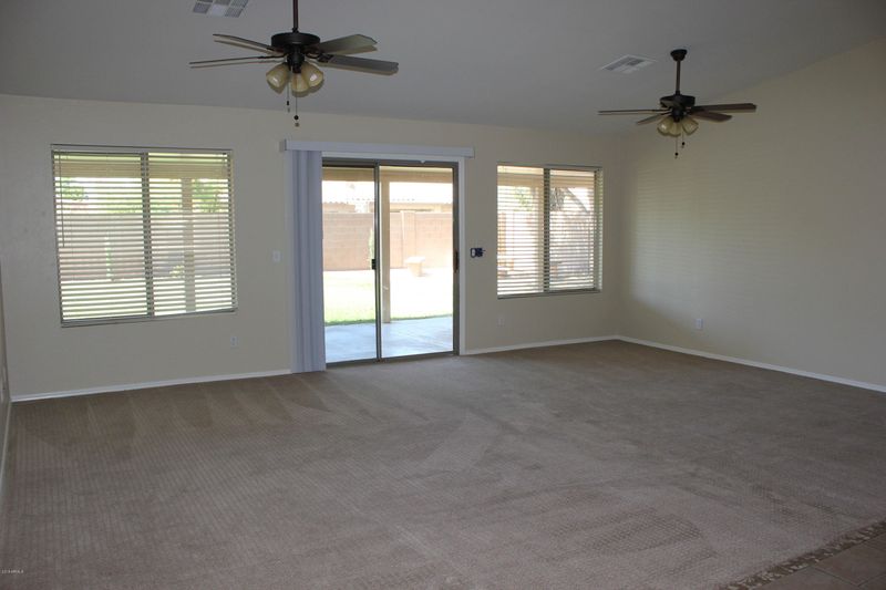 15015 W Gelding Dr, Surprise, AZ 85379