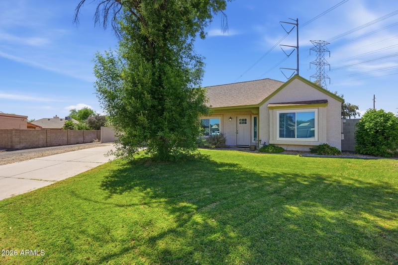 1502 Divot Dr, Tempe, AZ 85283