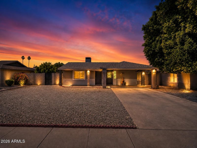 1502 E Emerald Ave, Mesa, AZ 85204