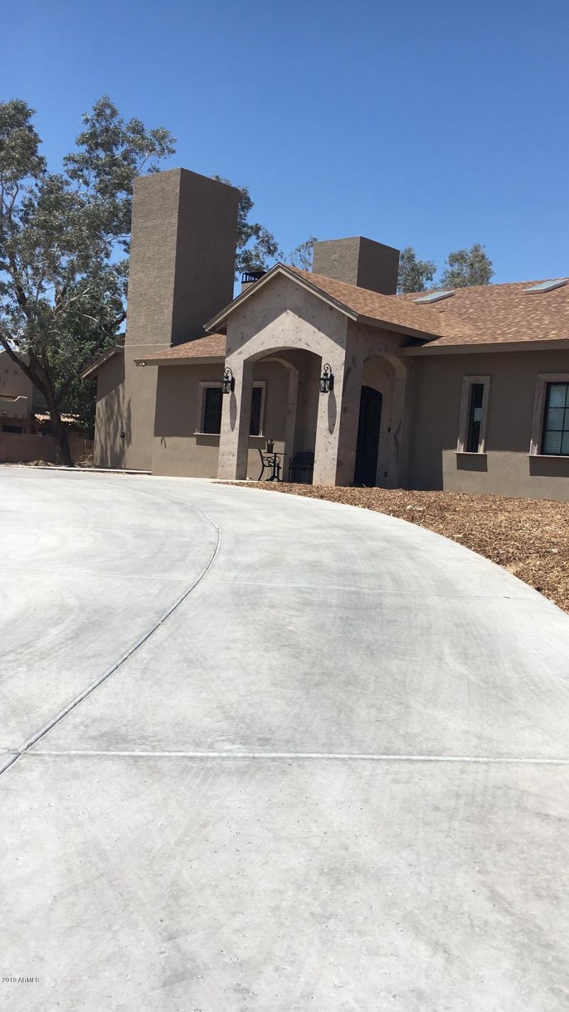 1502 E Grovers Ave, Phoenix, AZ 85022