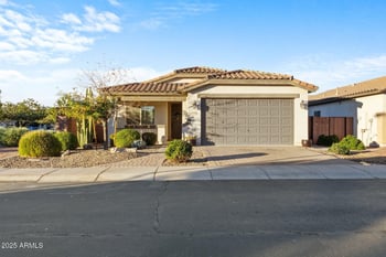 1502 Hoptree Ave, San Tan Valley, AZ 85140