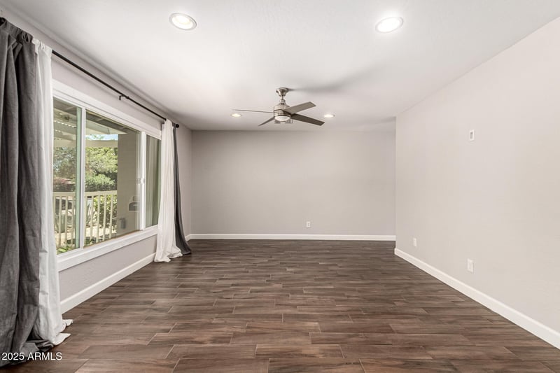 1502 Minton Dr, Tempe, AZ 85282