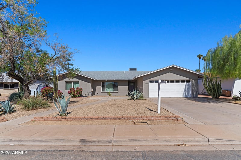 1502 Minton Dr, Tempe, AZ 85282