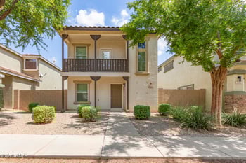 1502 Roadrunner Dr, Gilbert, AZ 85296