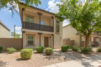 1502 Roadrunner Dr, Gilbert, AZ 85296