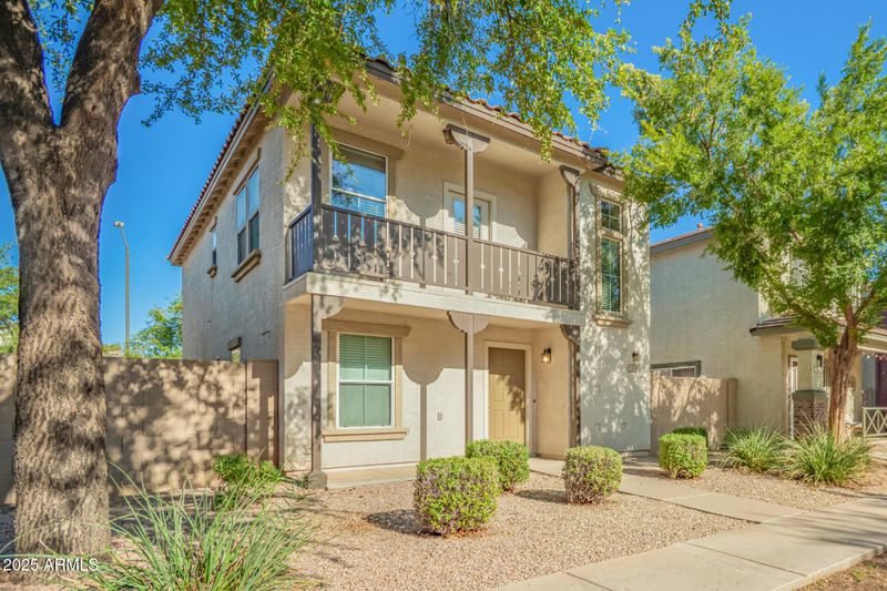 1502 S Roadrunner Dr, Gilbert, AZ 85296