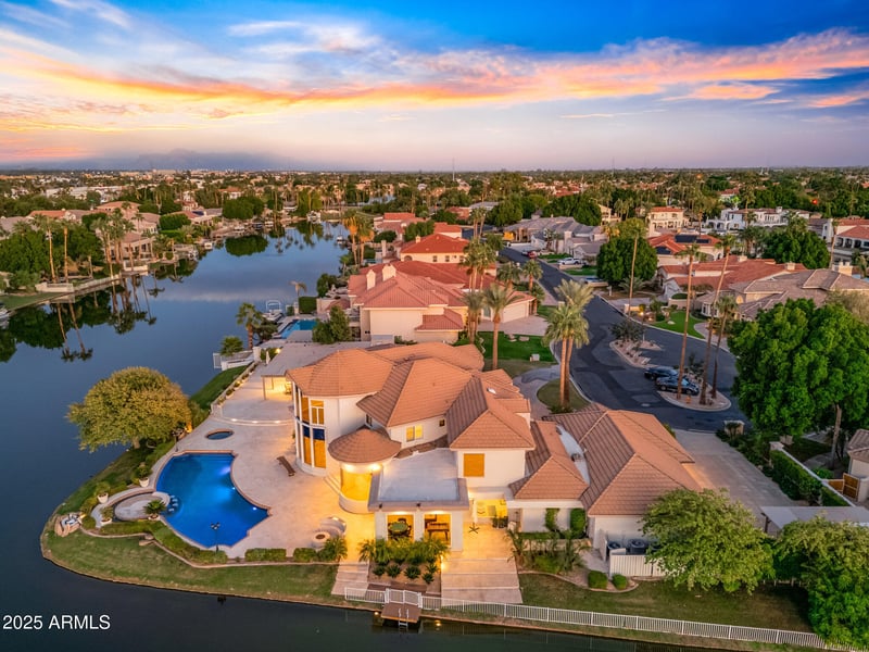 1502 Treasure Cove Dr, Gilbert, AZ 85234