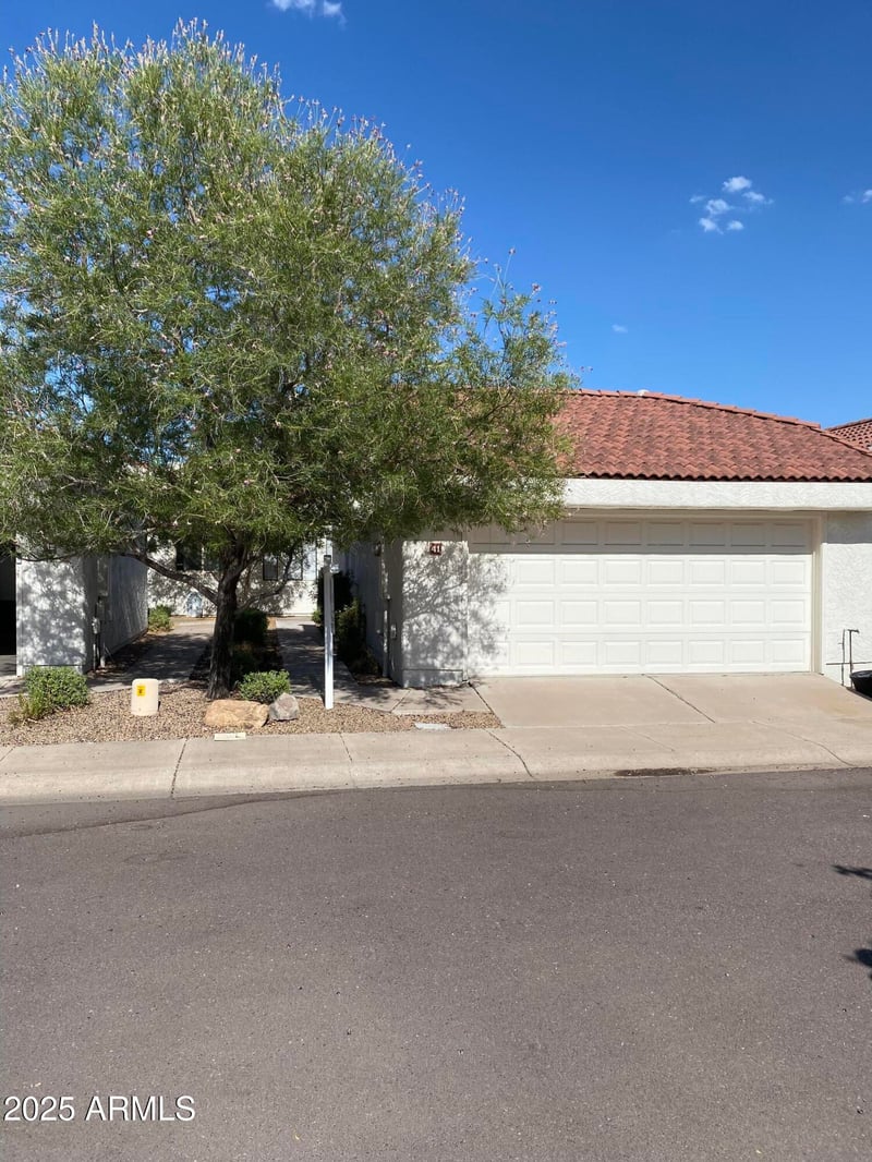 15020 40th St #41, Phoenix, AZ 85032