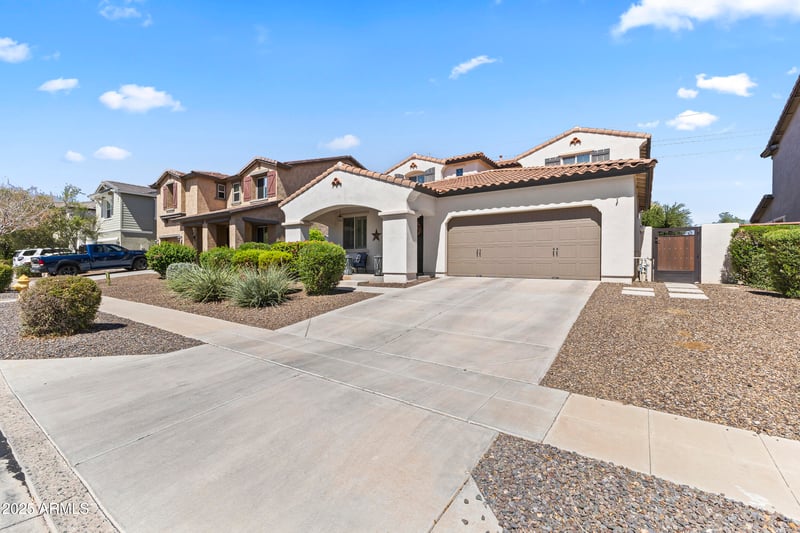 15020 Georgia Dr, Surprise, AZ 85379