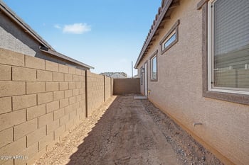 15024 W Desert Hollow Dr, Surprise, AZ 85387