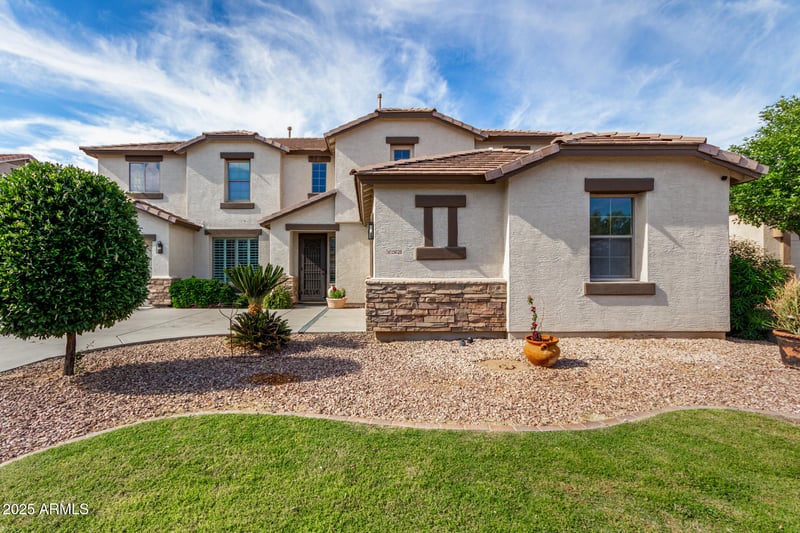 15028 Minnezona Ave, Goodyear, AZ 85395