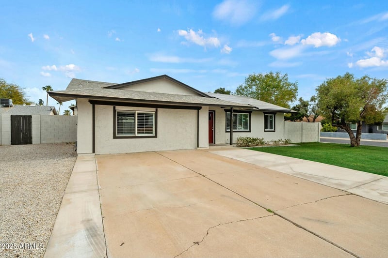 15031 37th Ave, Phoenix, AZ 85053