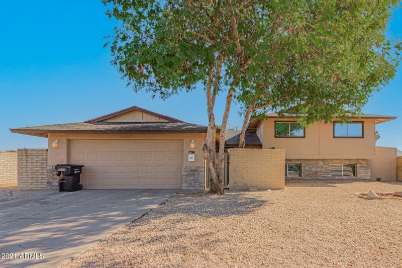 15033 N 35th Dr, Phoenix, AZ 85053