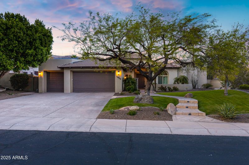 15033 S 6th Pl, Phoenix, AZ 85048