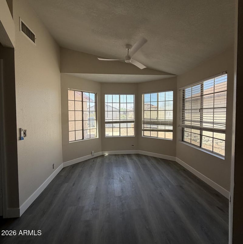 15033 Heritage Oak Way, Surprise, AZ 85374
