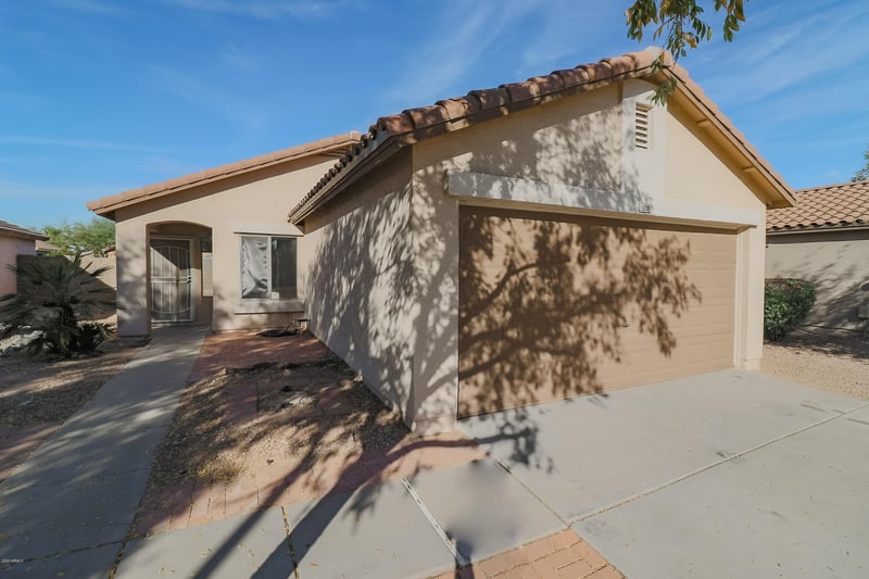 15038 W Redfield Rd, Surprise, AZ 85379