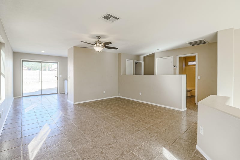 15038 W Redfield Rd, Surprise, AZ 85379