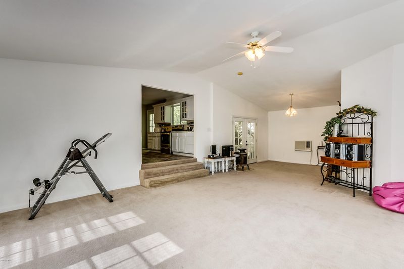 1504 E Desert Cove Ave, Phoenix, AZ 85020