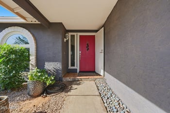 1504 Iowa St, Chandler, AZ 85225