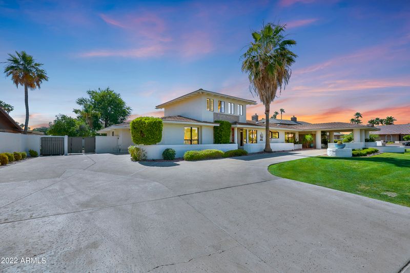 15040 N Coral Gables Dr, Phoenix, AZ 85023