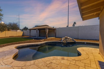 15041 6th St, Phoenix, AZ 85022