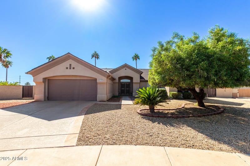 15045 Yosemite Dr, Sun City West, AZ 85375
